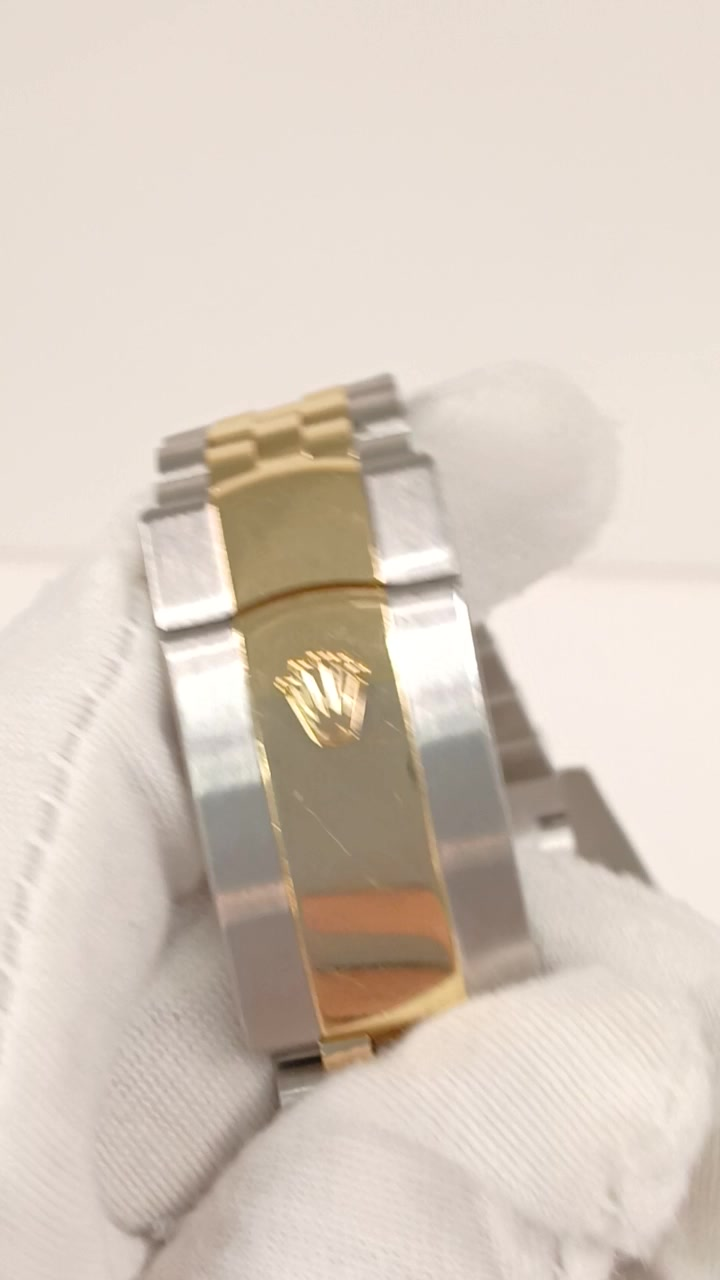 Rolex 126333 stock 77138 Clasp from vendor video