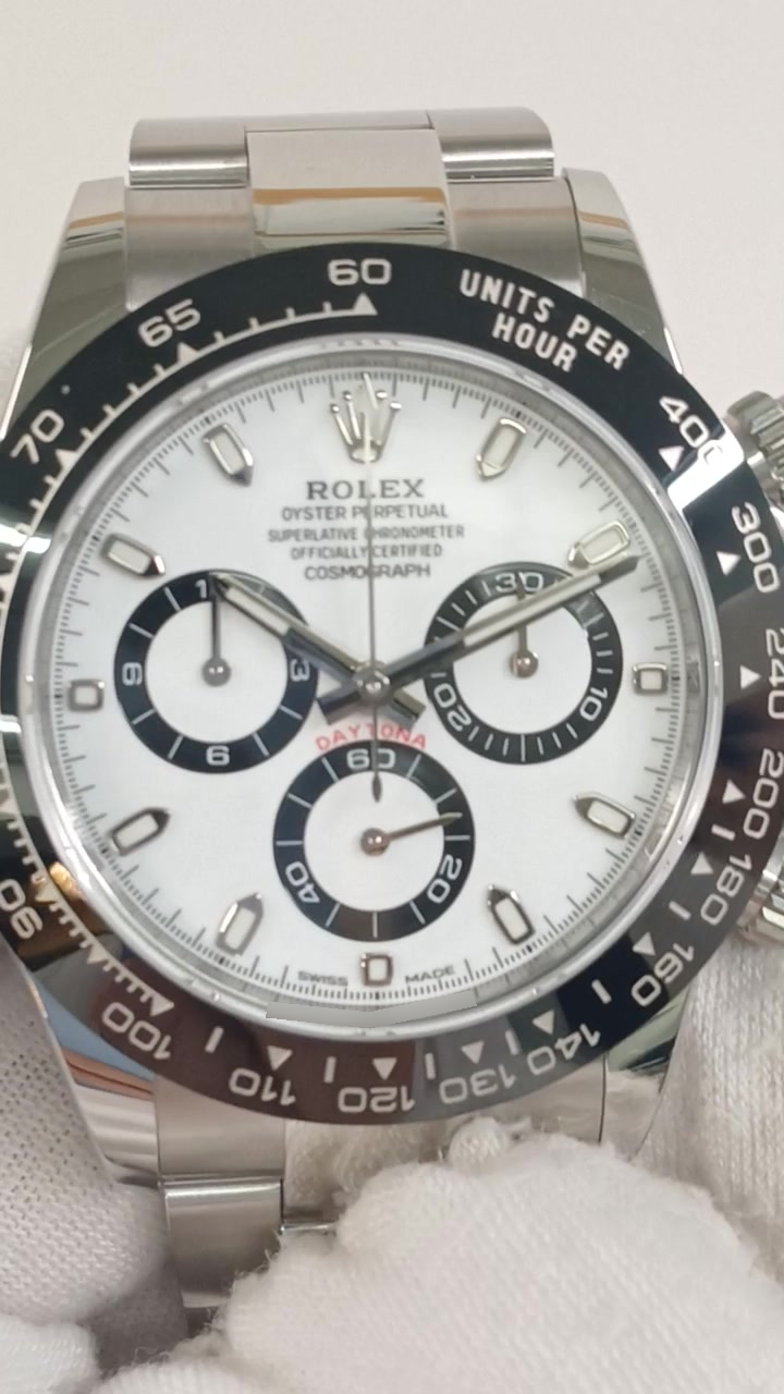 Rolex 116500LN stock 77734 Front from vendor video