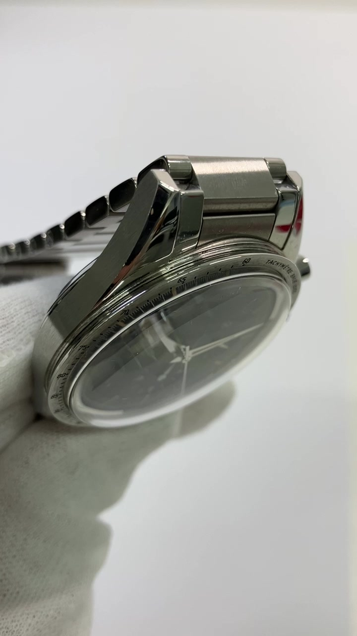 Omega Speedmaster stock 78564 — Side profile from vendor video