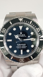 Rolex 124060 stock 78617 Front from vendor video