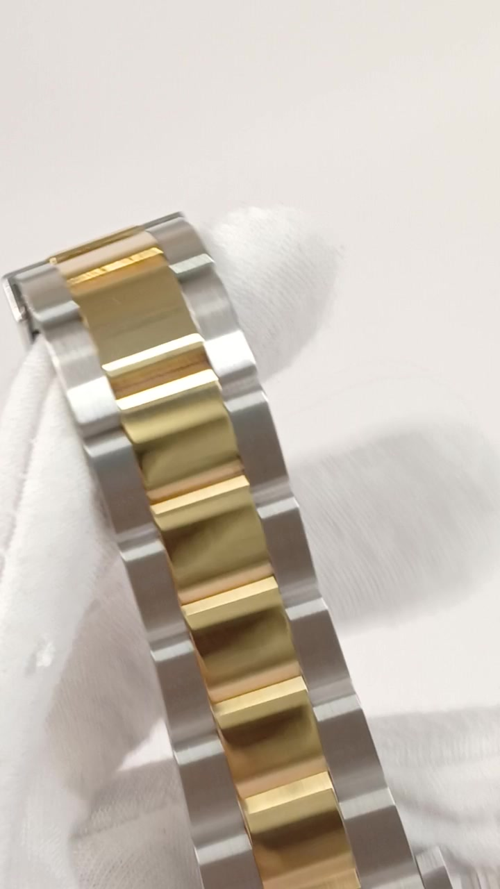 Rolex Submariner Ref 126613LN stock 78902 Bracelet from vendor video