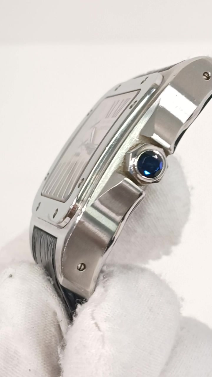 Cartier Santos stock 79281 — Crown from vendor video