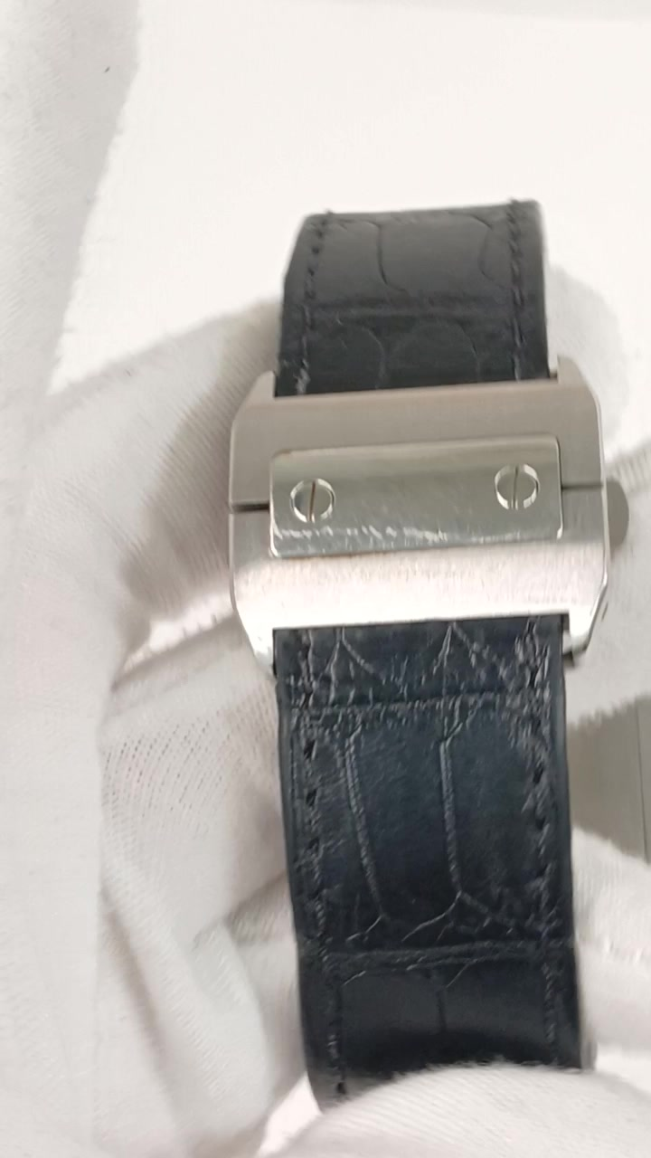 Cartier Santos stock 79281 — Buckle and strap from vendor video
