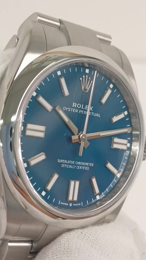Rolex 134300 stock 79327 Front from vendor video