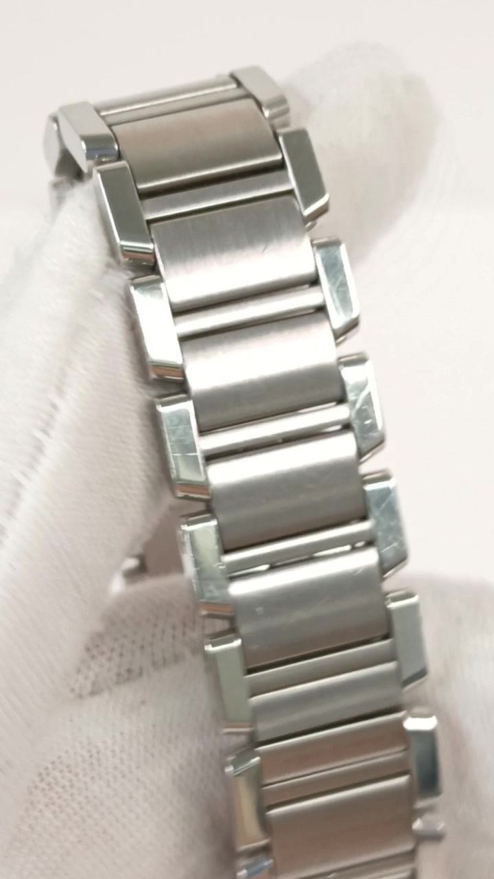 Cartier stock 80280 Clasp and bracelet from vendor video
