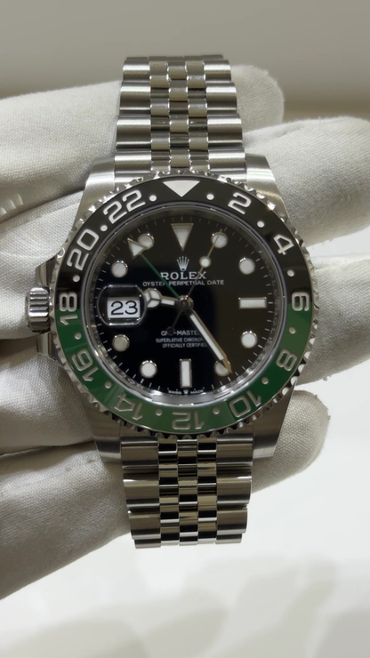 Rolex GMT-Master II stock 80553 Front from vendor video