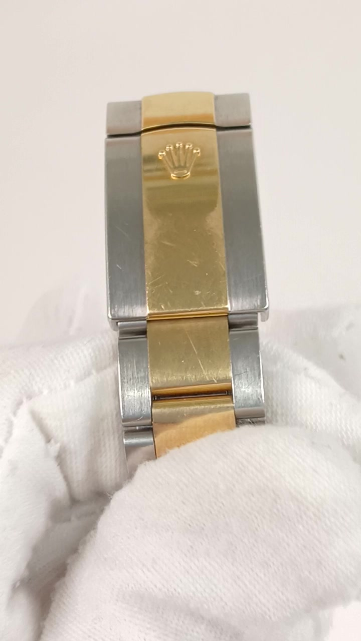 Rolex Datejust stock 81006 Clasp and bracelet from vendor video