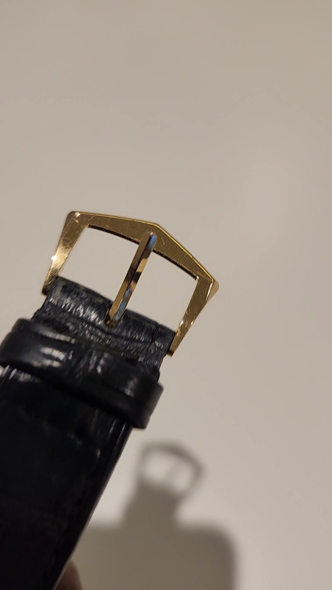 Patek Philippe Annual Calendar stock 81146 — Buckle and strap from vendor video