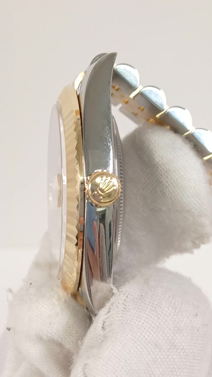 Rolex 126333G stock 81580 Crown side from vendor video