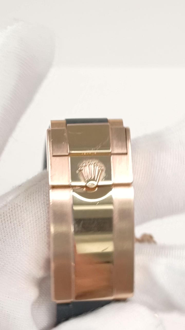 Rolex 116515LN stock 82583 Clasp from vendor video