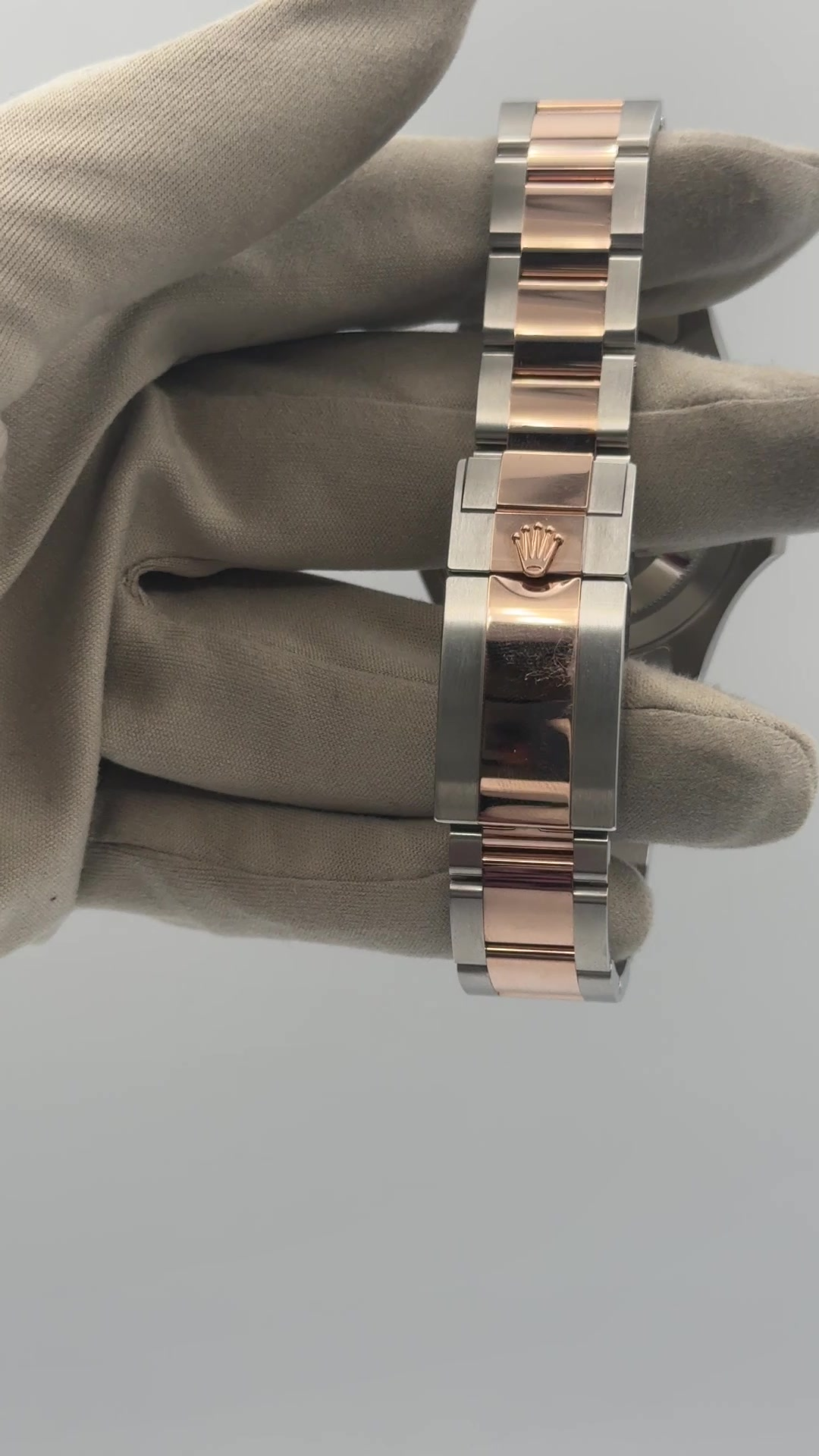 Rolex stock 82691 Clasp and bracelet from vendor video