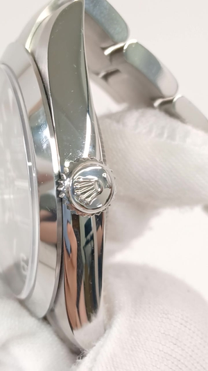 Rolex 224270 stock 82821 Crown side from vendor video