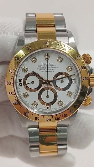 Rolex Daytona Ref. 16523G stock 83361 Front from vendor video