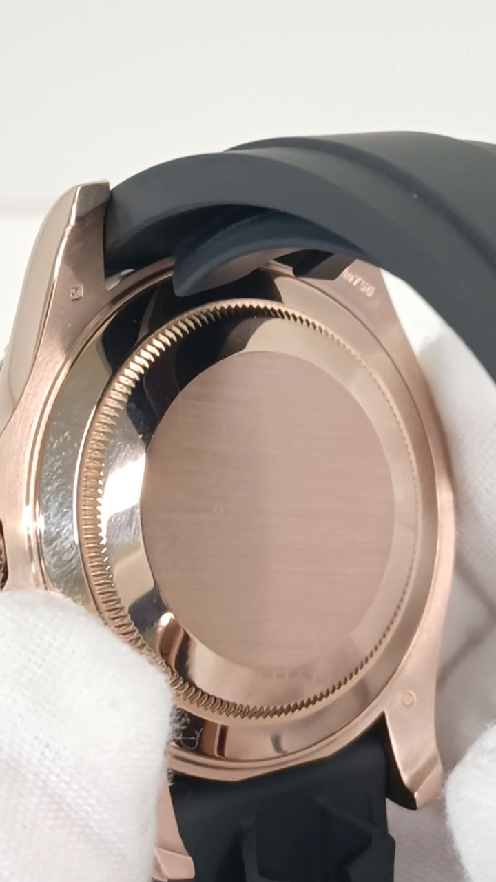 Rolex 126655 stock 87606 Plain caseback from vendor video