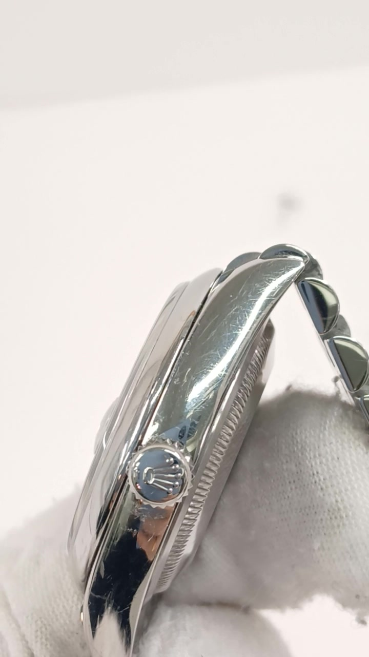 Rolex Datejust stock 87618 Crown side from vendor video