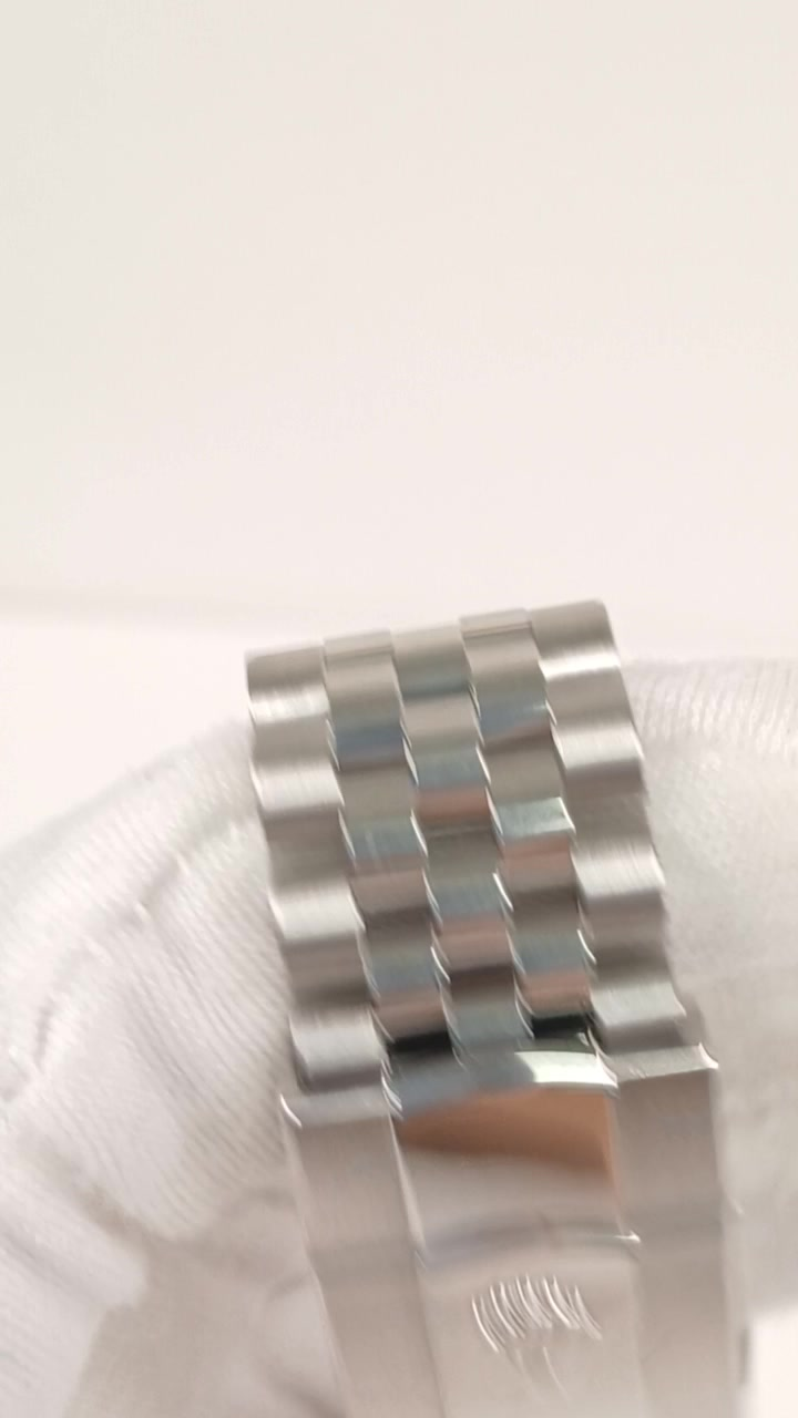 Rolex 126200 stock 88393 Bracelet from vendor video