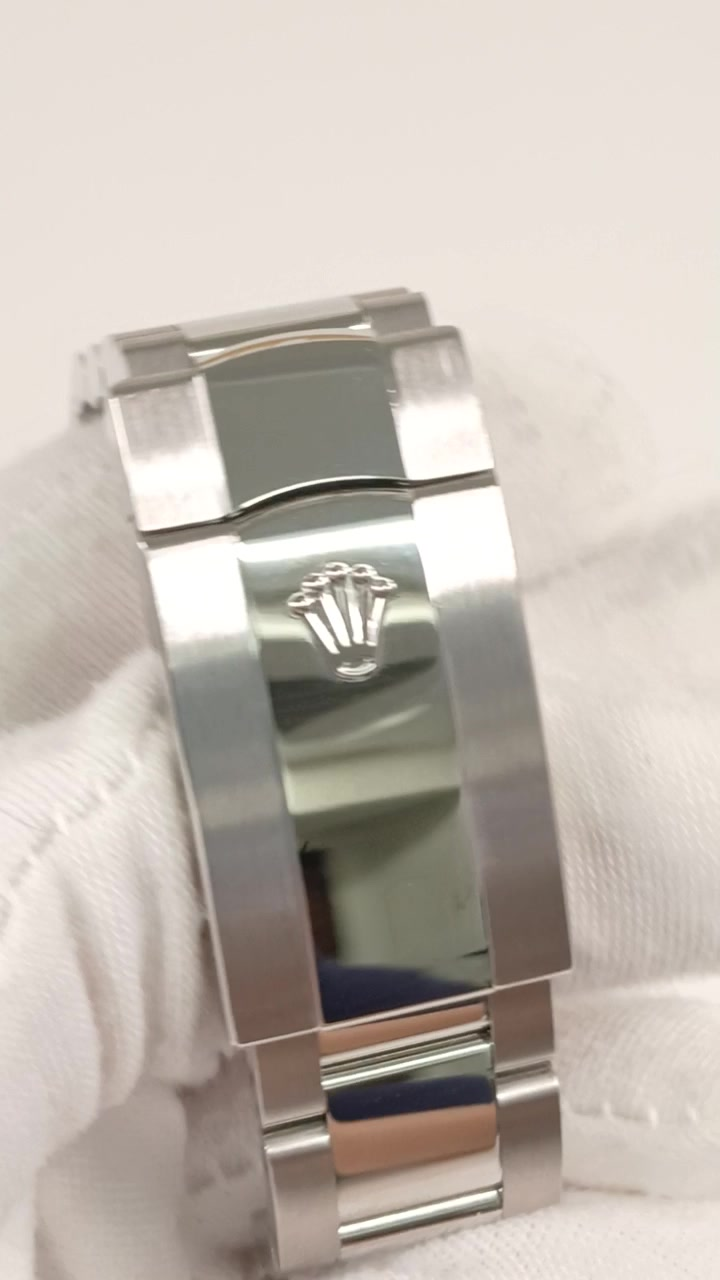 Rolex 126300 stock 88774 Clasp from vendor video