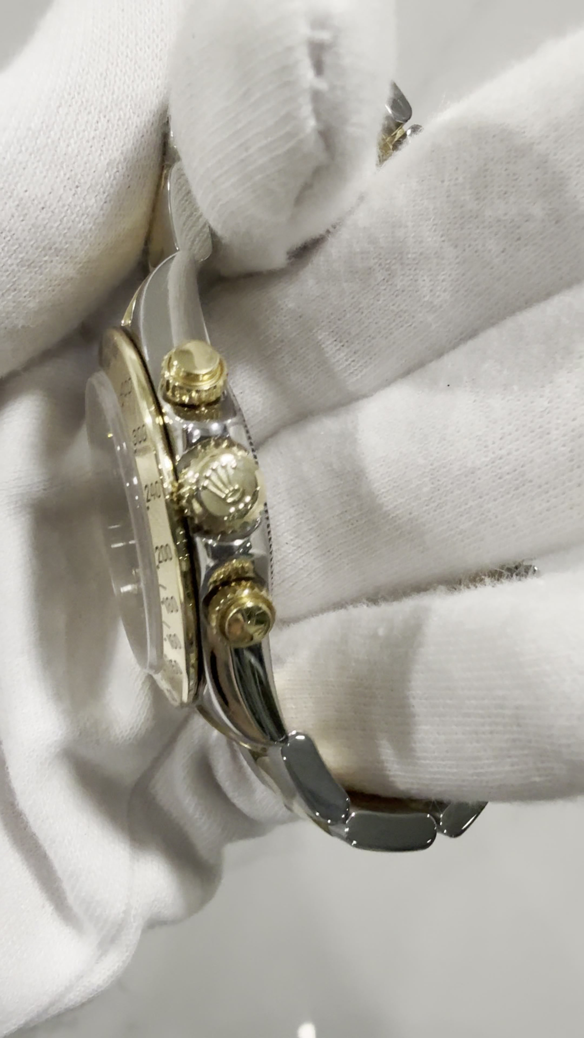 Rolex Daytona stock 90628 — Crown and pushers from vendor video
