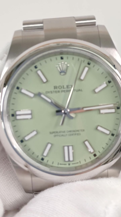 Rolex 134300 stock 90833 Front from vendor video