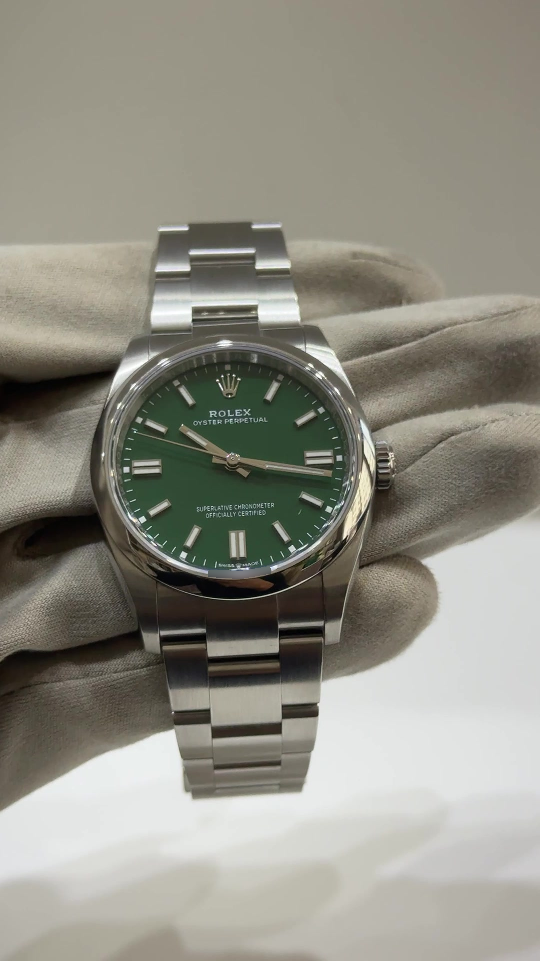 Rolex stock 91786 Front from vendor video