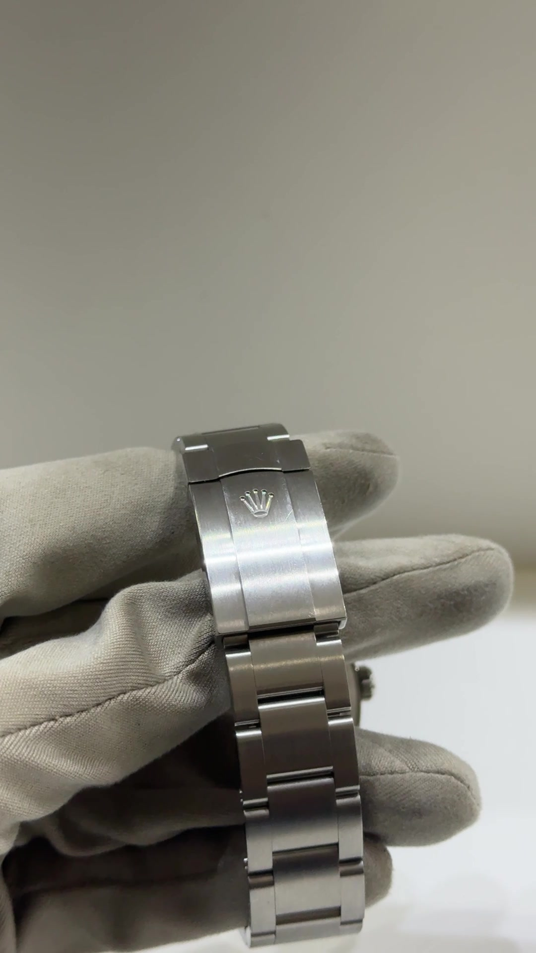 Rolex stock 91786 Clasp and bracelet from vendor video
