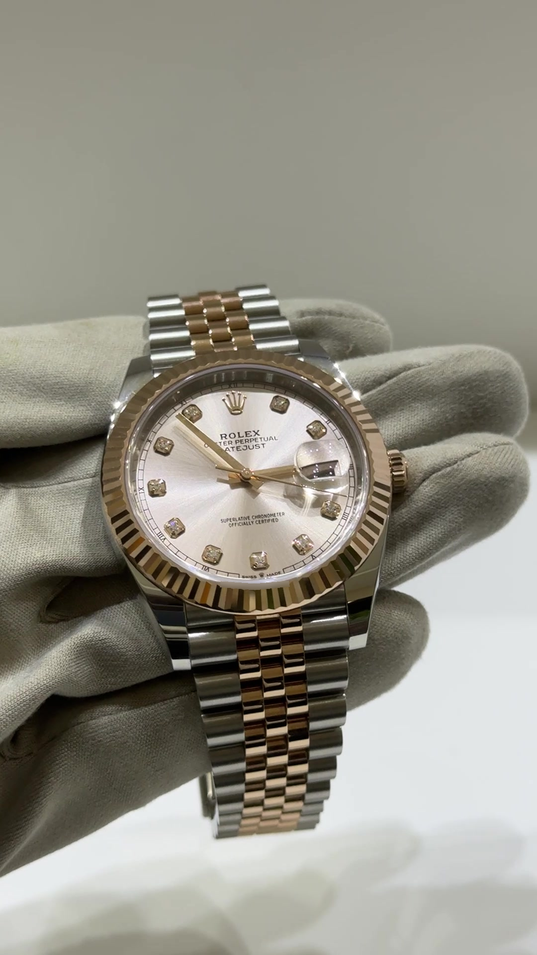 Rolex stock 94847 Front from vendor video