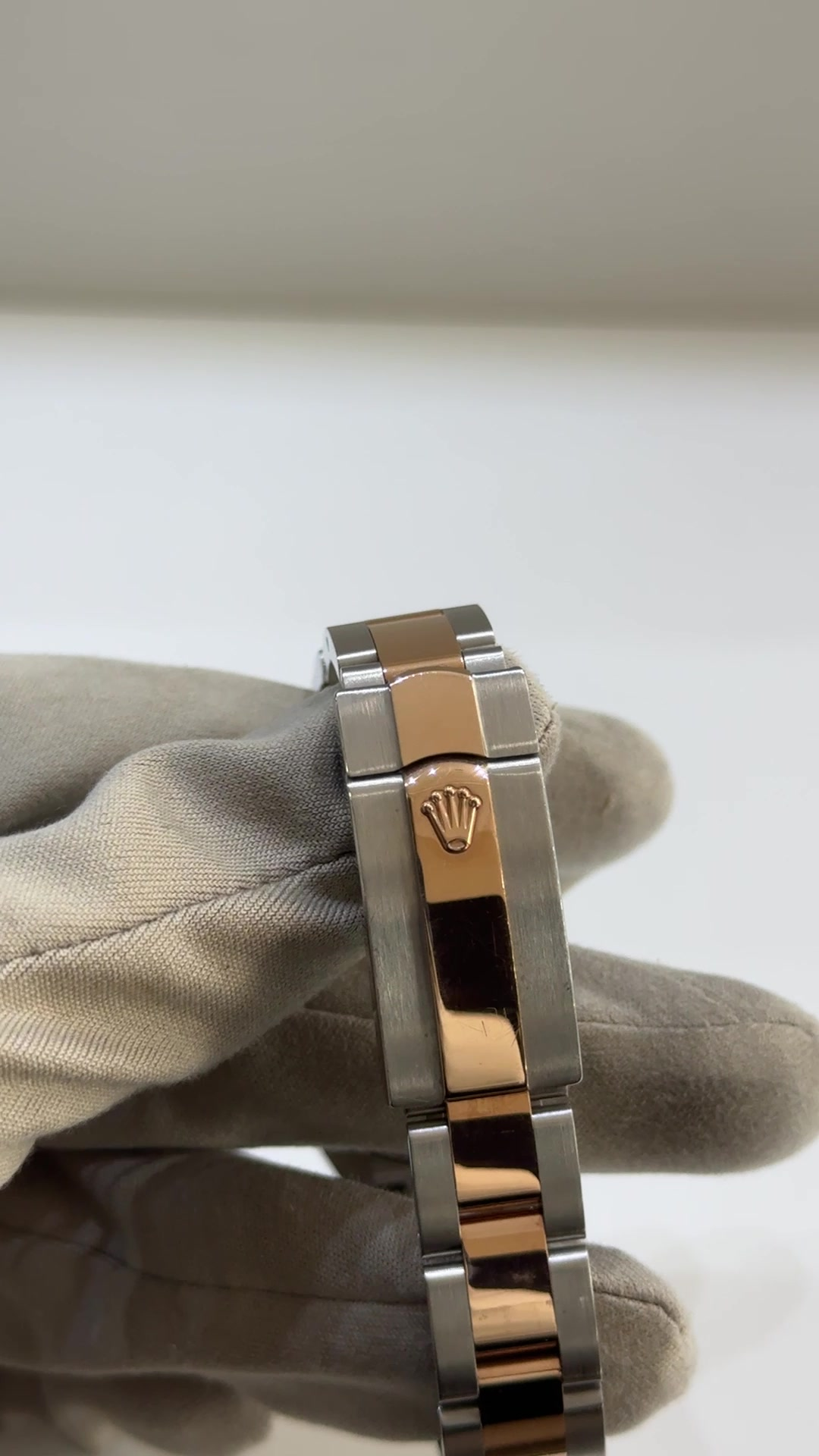 Rolex stock 95069 Clasp and bracelet from vendor video