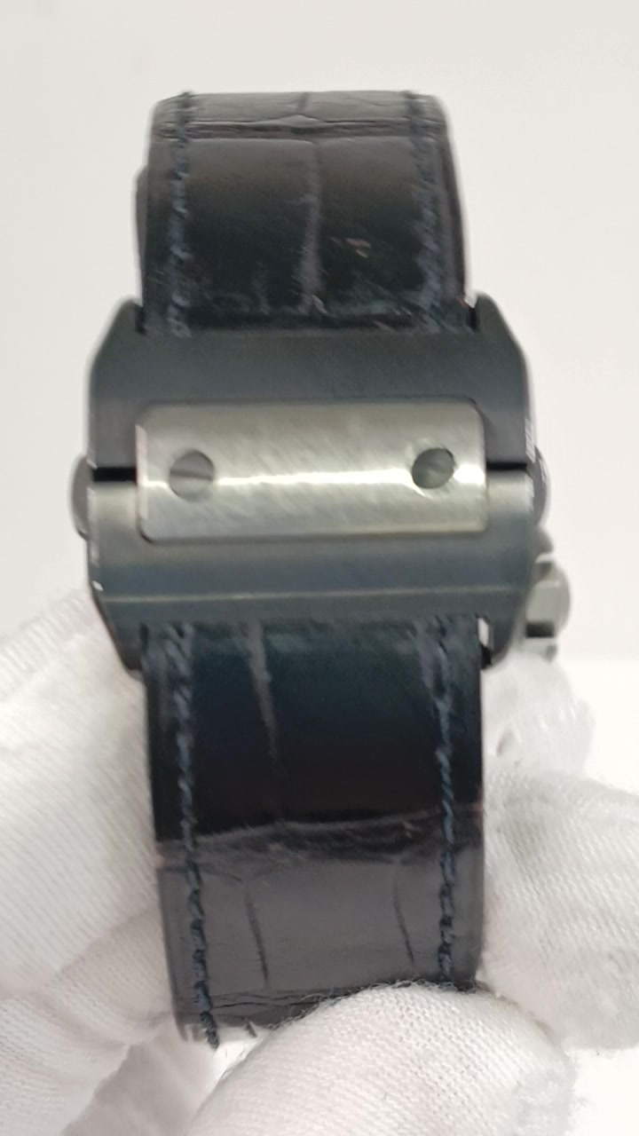 Cartier Santos stock 95524 — Clasp and strap from vendor video