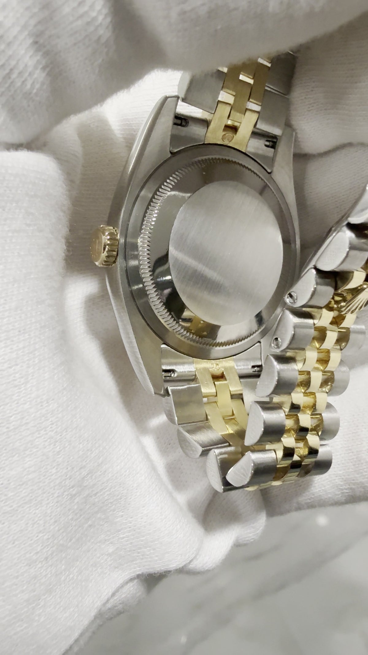 Rolex Datejust 36mm Steel and Yellow Gold — Caseback; stock 96545