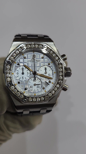 Audemars Piguet Royal Oak Offshore stock 96710 Front from vendor video