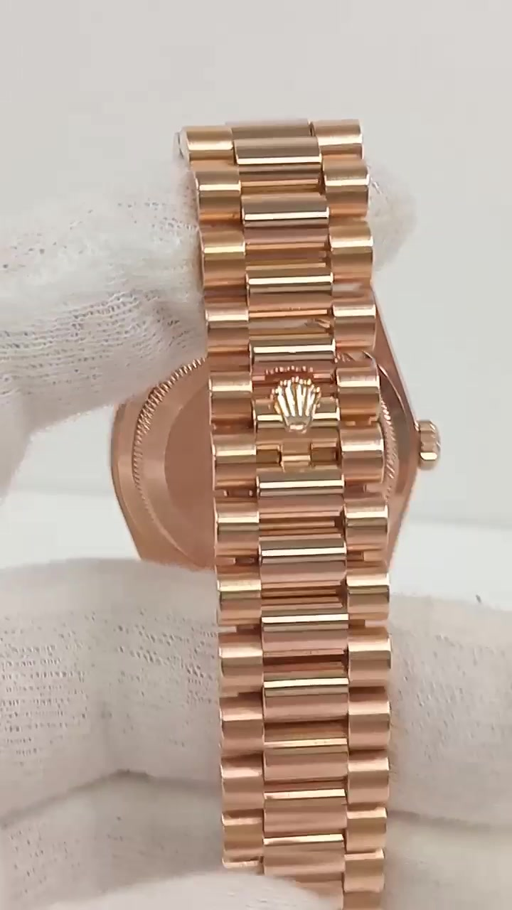 Rolex Day-Date stock 97384 — Clasp and bracelet from vendor video