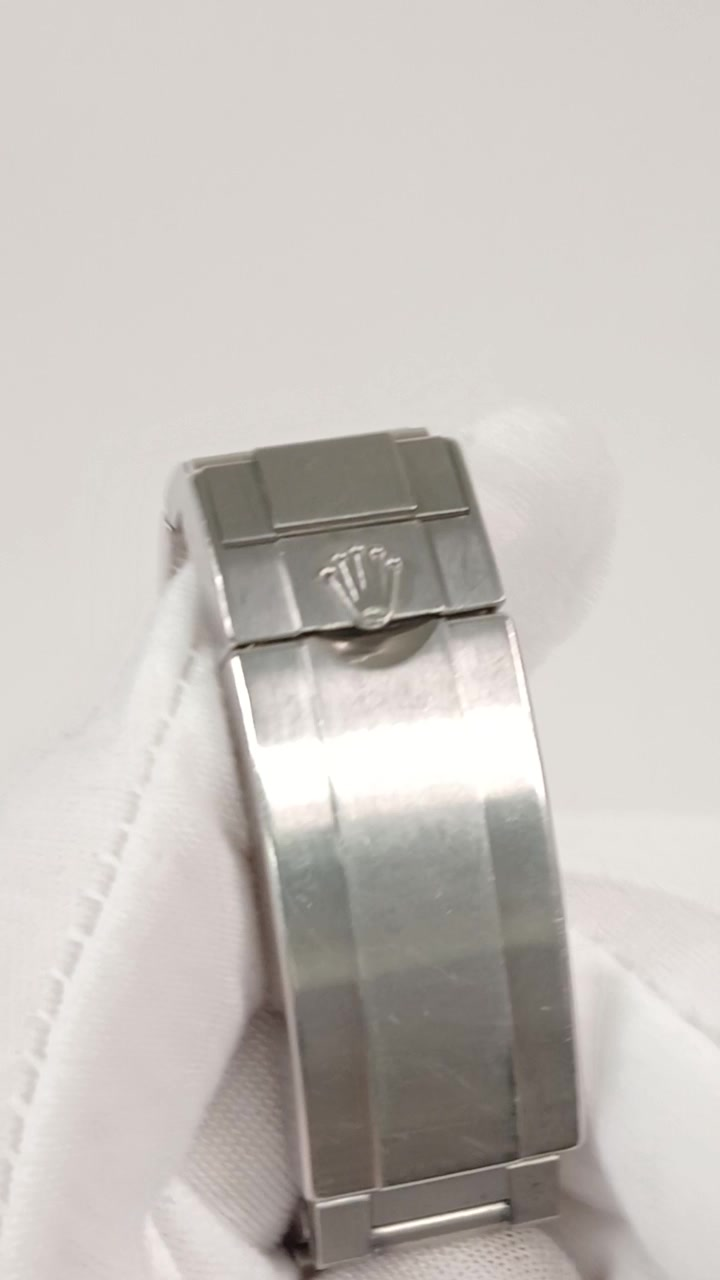 Rolex 116610LN stock 97868 Clasp from vendor video
