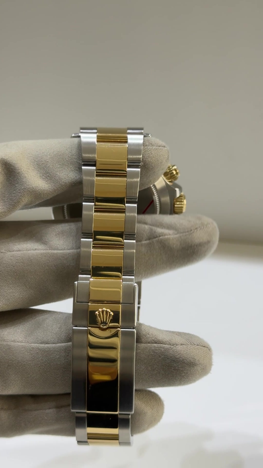 Rolex stock 97953 Clasp and bracelet from vendor video