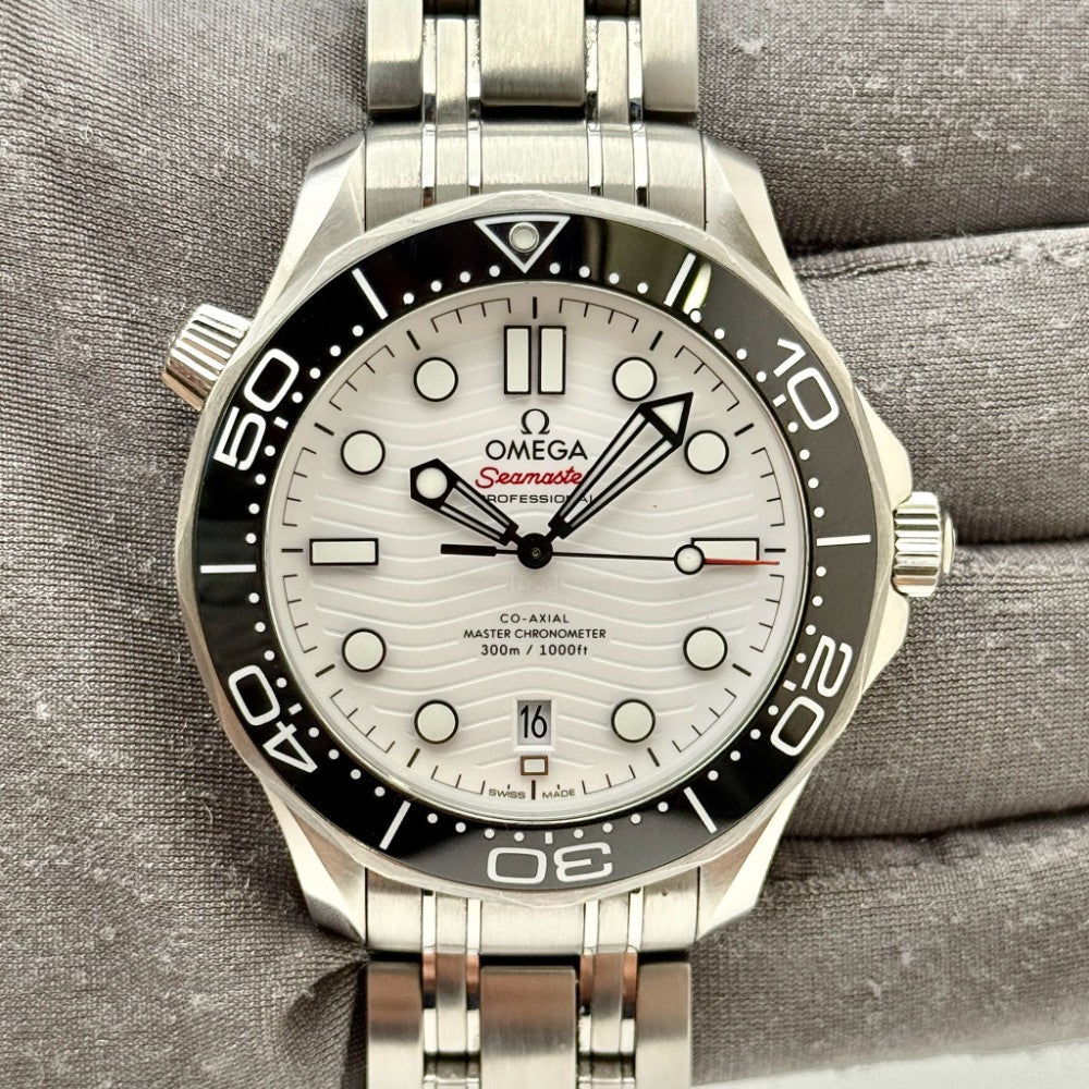 OMEGA Seamaster Diver 300M White Ceramic Dial – Ref. 210.30.42.20.04.001